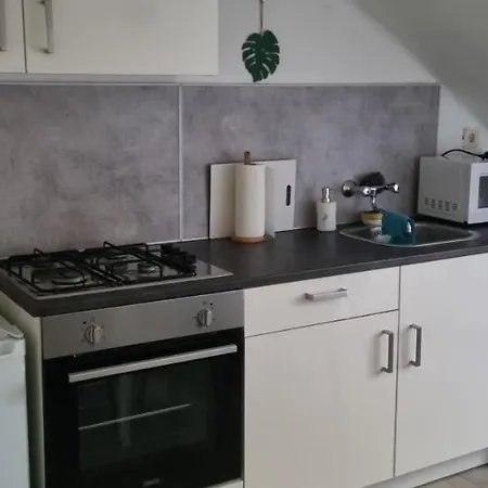 Apartament Kiara Apartman *